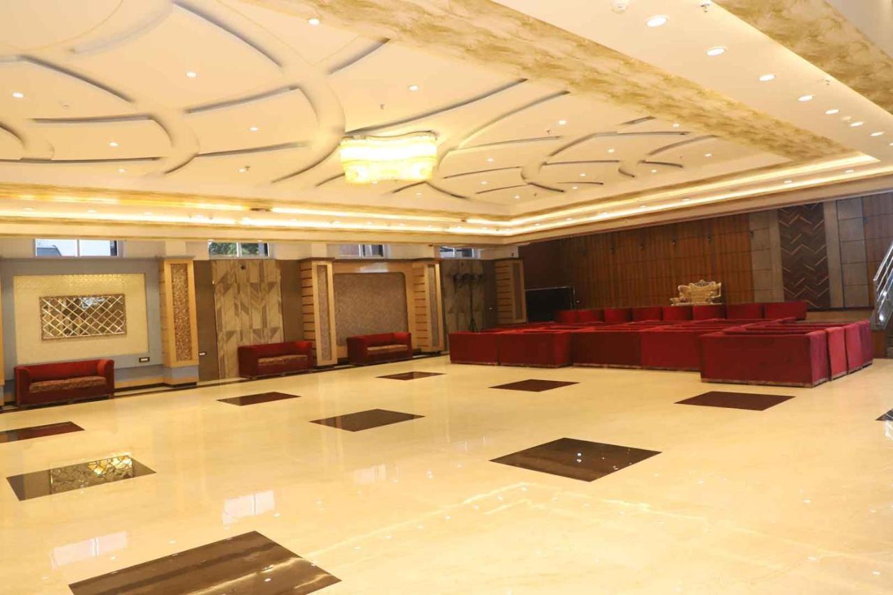 Golden Stone Resorts Alīgarh Exterior foto